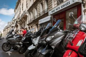Vente de moto d'occasion à Paris